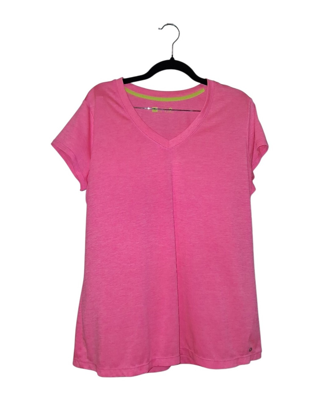 Tek Gear Women's Pink V-Neck Athletic Performance TShirt Short Sleeve Activewear